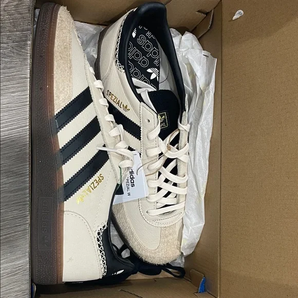 Adidas Men's Cream and Black Spezial Sneakers - Picture 2 of 6